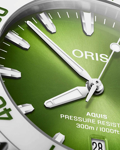 Oris Aquis Date 01 733 7787 4137-07 8 22 04PEB